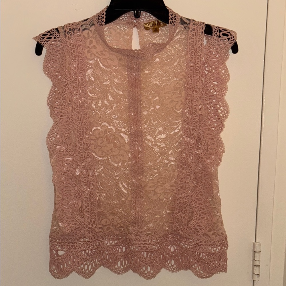 Elegant Lace Sleeveless Top - Pink